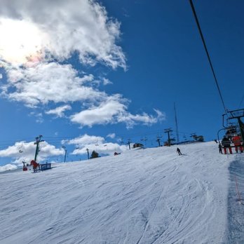 Pine Knob Ski Resort - Ski Resorts Near Me - Clarkston, Michigan