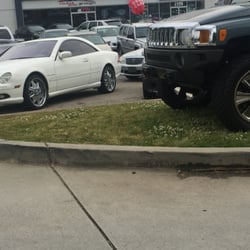 Rocket Auto Group