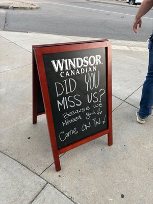 The Eagle Street by null