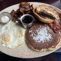 THE ROYAL BREAKFAST THE ROYAL BREAKFAST