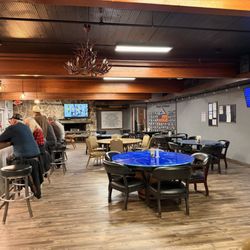 Bpo Elks Lodge 1934 - Lots of tvs to watch the game!