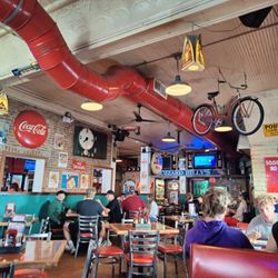 Buzzard Billy's - Inside photo