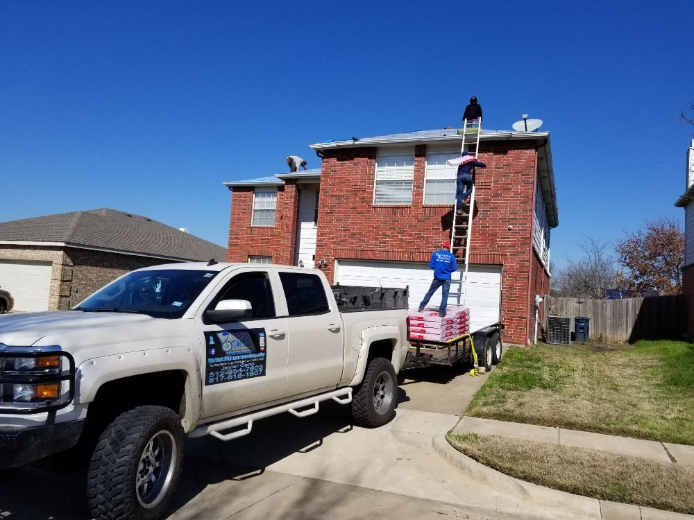 Slide of J's Roofing & Other Trades