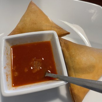 High Peak Asian Restaurant - Samosas - Burmese Near Me - Lincoln, Nebraska