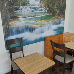 Oriental Quick Stop - Inside