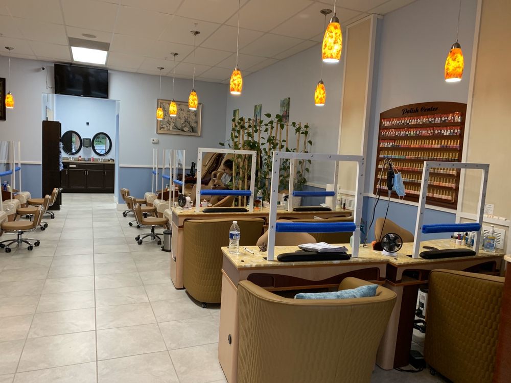 BEST NAILS Updated May 2024 62 Photos & 37 Reviews 4010 US