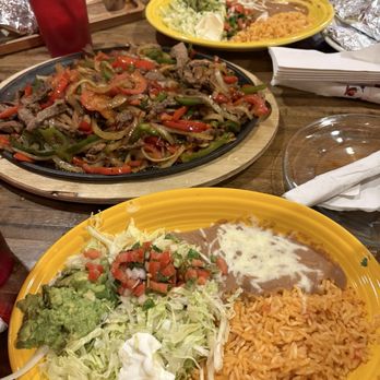 Sabor Azteca - Steak fajitas for two- each person gets their own plate of sides. - Mexican Near Me - Galena, Illinois