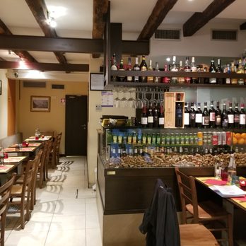 Osteria San Luca - Dining Room - Pizza Near Me - Venezia, VE Osteria San Luca - Dining Room - Pizza Near Me - Venezia, VE
