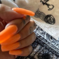 Chino Nails