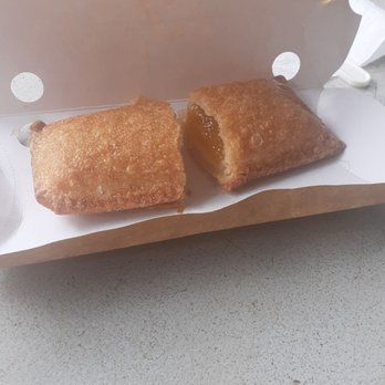 Jollibee - Mango Pie. - Fast Food Near Me - Honolulu, Hawaii
