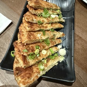 Hon's Wun-Tun House - Green Onion Pancake - Cantonese Near Me - San Francisco, California Hon's Wun-Tun House - Green Onion Pancake - Cantonese Near Me - San Francisco, California
