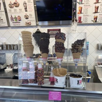 Baskin-Robbins - Ice Cream & Frozen Yogurt Near Me - Evergreen, Colorado Baskin-Robbins - Ice Cream & Frozen Yogurt Near Me - Evergreen, Colorado