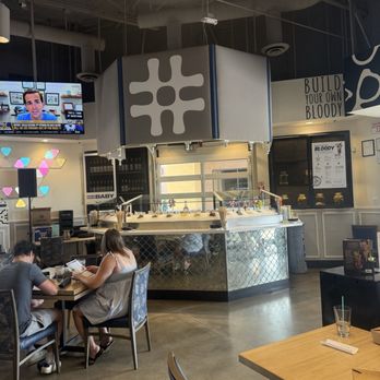 Hash Kitchen - Inside - Breakfast & Brunch Near Me - Chandler, Arizona