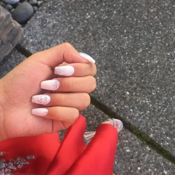 Bella Nail Bar - Homecoming Nails - Waxing Near Me - Everett, Washington Bella Nail Bar - Homecoming Nails - Waxing Near Me - Everett, Washington