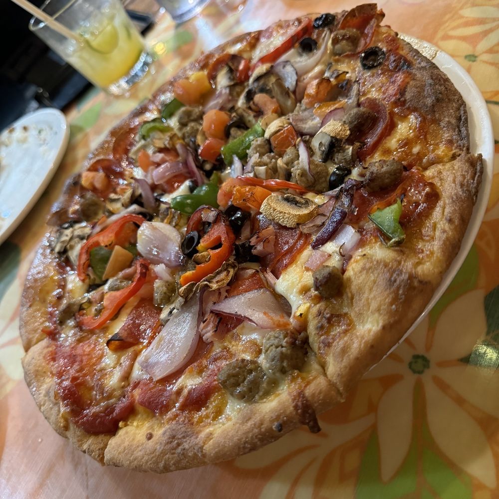 Tahiti Nui - Combo pizza - Seafood Near Me - Hanalei, Hawaii Tahiti Nui - Combo pizza - Seafood Near Me - Hanalei, Hawaii