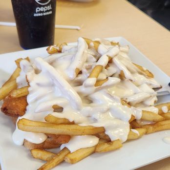Country-Aire Restaurant - Chicken Strip Horseshoe - American Near Me - Atlanta, Illinois