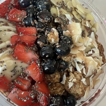 Za'Acai Cafe - Za Bowl Large $20 after tip - Acai Bowls Near Me - Atlanta, Georgia Za'Acai Cafe - Za Bowl Large $20 after tip - Acai Bowls Near Me - Atlanta, Georgia