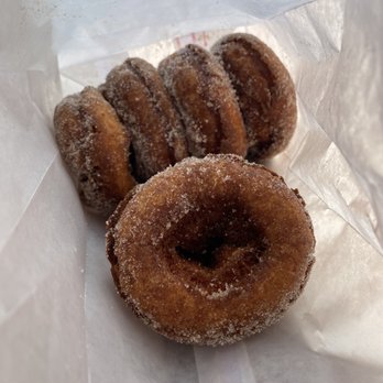 Rainbow Orchards - Made fresh to order apple cider donuts - Fruits & Veggies Near Me - Camino, California Rainbow Orchards - Made fresh to order apple cider donuts - Fruits & Veggies Near Me - Camino, California