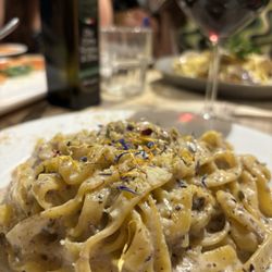 Carbonara with white ragu