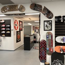 Revolt skate and supply - Cool set up