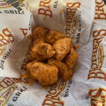 Brothers Bar & Grill - Wings! - Sports Bars Near Me - Indianapolis, Indiana