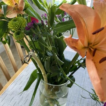 Miracle Flowers - Florists Near Me - Folsom, California Miracle Flowers - Florists Near Me - Folsom, California