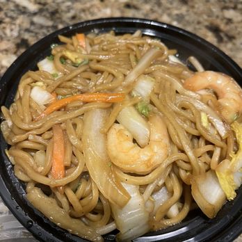 Taipei Chinese Kitchen - Shrimp Lo Mein - Chinese Near Me - Mechanicsburg, Pennsylvania Taipei Chinese Kitchen - Shrimp Lo Mein - Chinese Near Me - Mechanicsburg, Pennsylvania