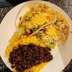 Grind At Kona Tiki Bar - Fish Tacos