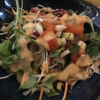 Madami - Side salad came with the burger - Vietnamese Near Me - Berlin, BE