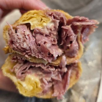 Cravn - Corned beef eggroll - Salad Near Me - Warren, Michigan Cravn - Corned beef eggroll - Salad Near Me - Warren, Michigan