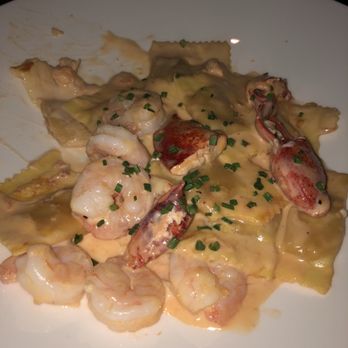 Yard House - New American Near Me - Sacramento, California Yard House - New American Near Me - Sacramento, California