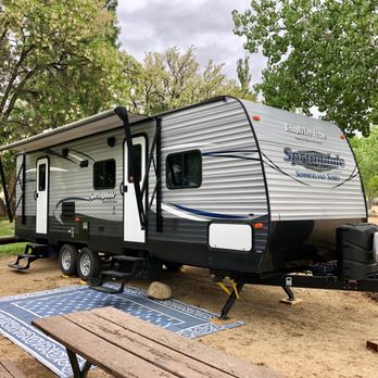 Bishop RV Rentals - 27' Bunkhouse - RV Rental Near Me Bishop RV Rentals - 27' Bunkhouse - RV Rental Near Me