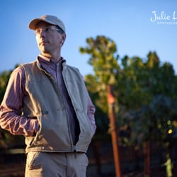 Julie Hughes Photography - Corporate/Life Style Photographer