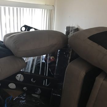 A&W Moving - Top of the pile smh almost high as my window. - Movers Near Me - Oakland, California