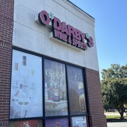 O'Darby's Liquor Barn - Sign from the side
