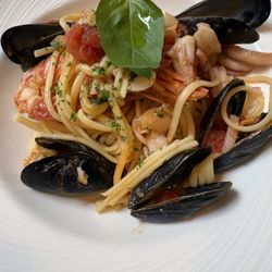 Arcimboldo - Seafood linguine
