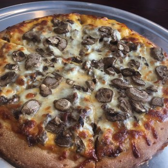 Great Lakes Pizza - Steak hoagie pizza with mushrooms instead of peppers - Pizza Near Me - Buffalo, New York