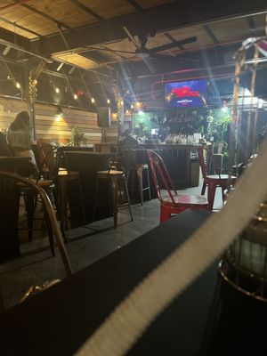 Marlos Cocktail Lounge by null