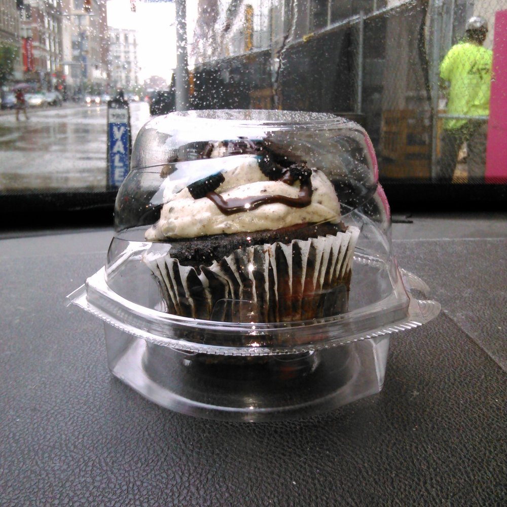 Colossal Cupcakes - Oreo cheesecake chocolate cupcake - Bakeries Near Me - Cleveland, Ohio Colossal Cupcakes - Oreo cheesecake chocolate cupcake - Bakeries Near Me - Cleveland, Ohio