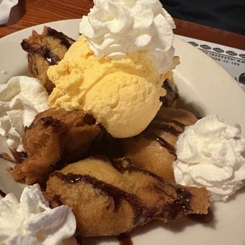 Dan's Place - Fried Oreos - Pizza Near Me - West Greenwich, Rhode Island