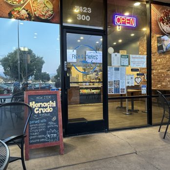 Fish & Things Poke Bar - Poke Near Me - Elk Grove, California