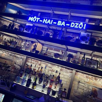 Dzo Viet Eatery - Bar - Vietnamese Near Me - Toronto, Ontario