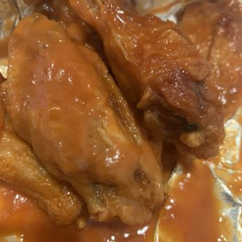 Pete's Famous Pizza - Buffalo Wings - Pizza Near Me - Philadelphia, Pennsylvania