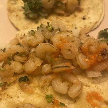 Los Comales - Shrimp taco - Food Trucks Near Me - Tampa, Florida