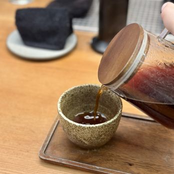 La Cabra - Kenyan pour over - Bakeries Near Me - New York, New York La Cabra - Kenyan pour over - Bakeries Near Me - New York, New York