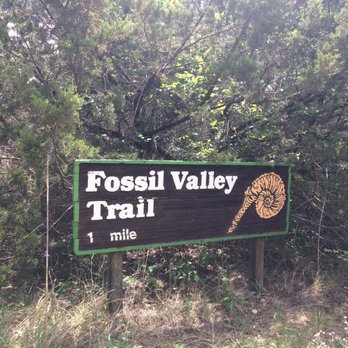 Cedar Ridge Preserve - Hiking Near Me - Dallas, Texas