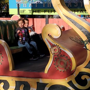 Holiday In The Park - Festivals Near Me - Valencia, California