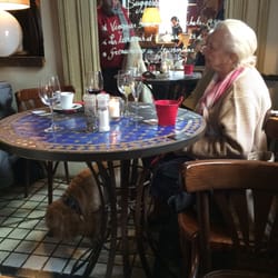 Chez Clément - Animaux acceptés : J'AIME PAS !!!