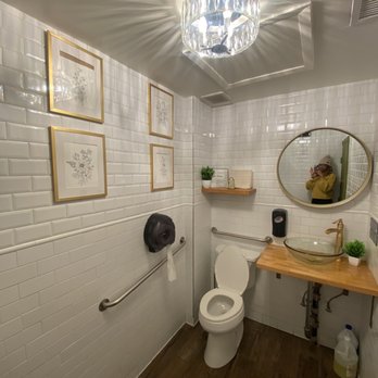 Neem Indian Cuisine - Beautiful clean bathroom - Indian Near Me - Bronx, New York