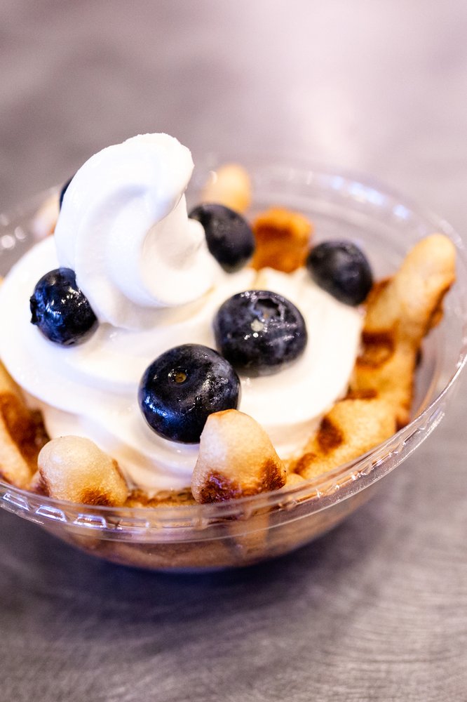 DI’LISHI FROZEN YOGURT BAR CLOSED 19 Photos & 18 Reviews 883